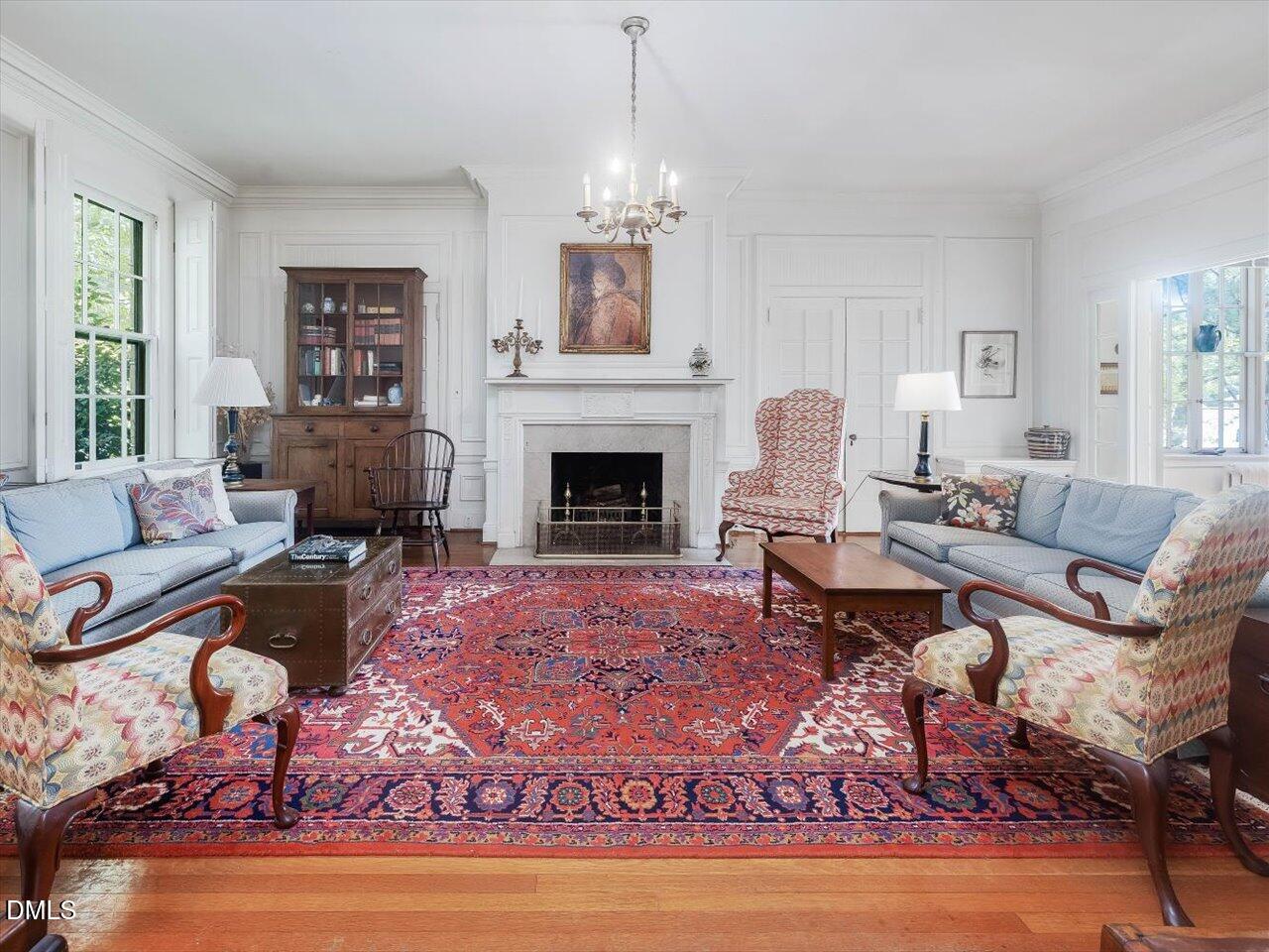 216-204 Hawthorne Road Raleigh, NC 27605 - Photo 8 of 28 216 Hawthorne