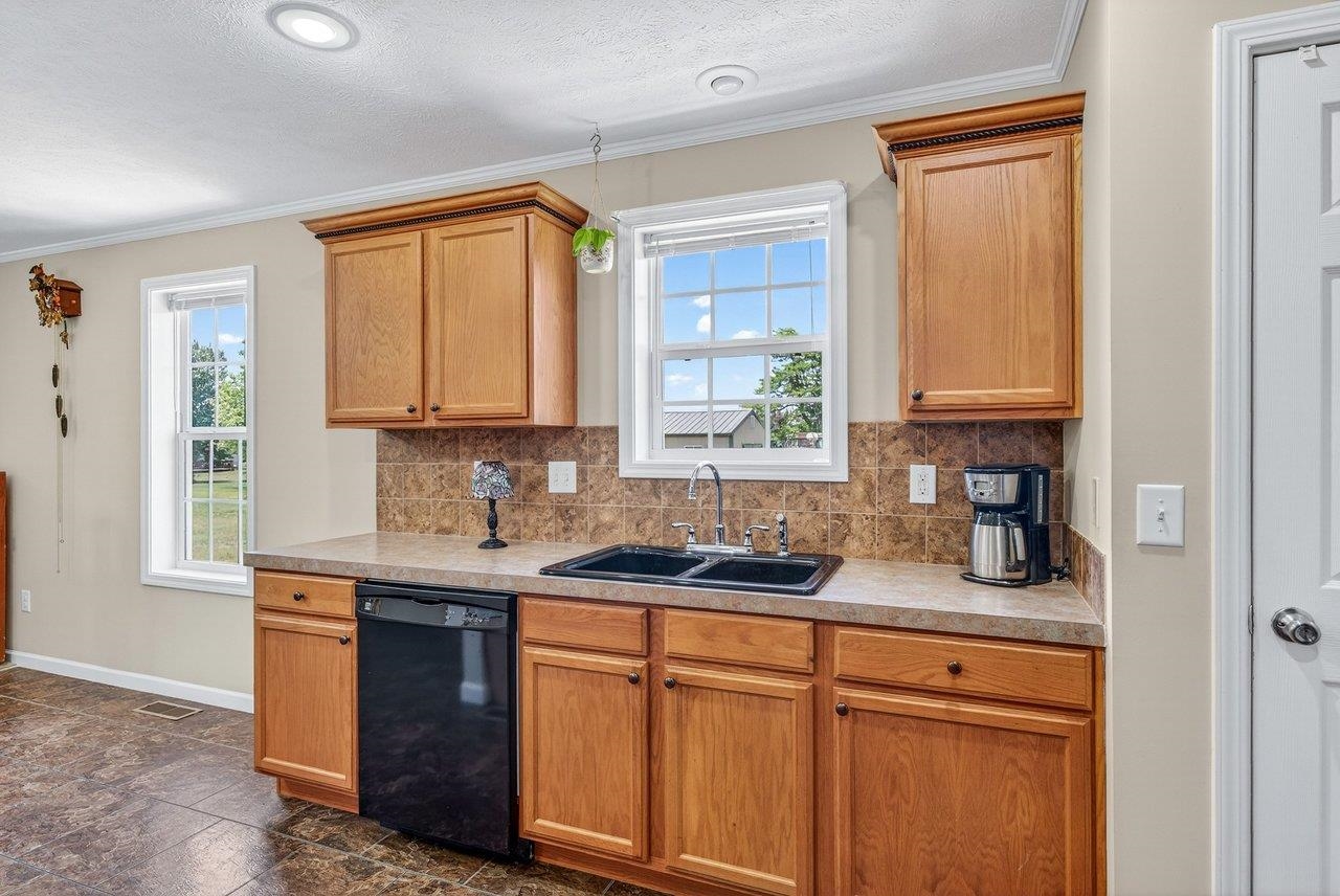 2242 West Dry River Road Dayton, VA 22821 - Photo 17 of 62