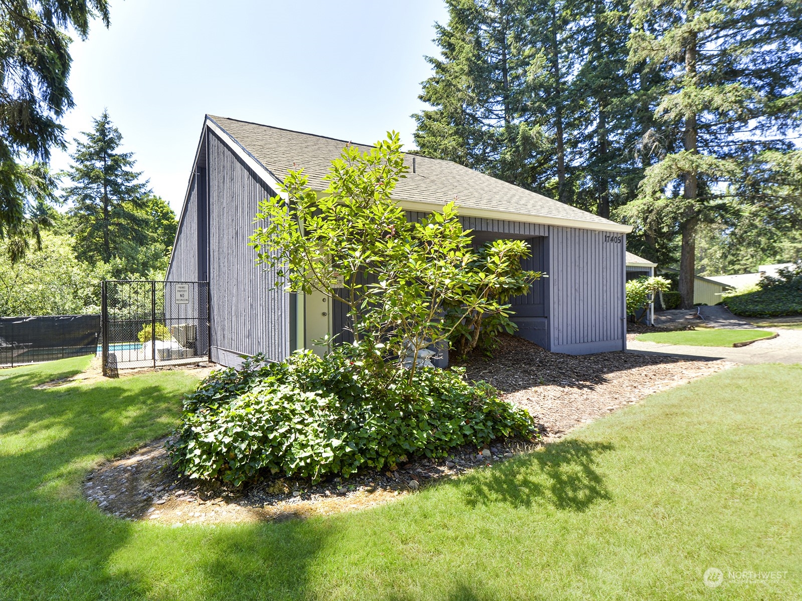 11527 Southeast 175th Street, Unit 9 Renton, WA 98055 - Photo 25 of 27