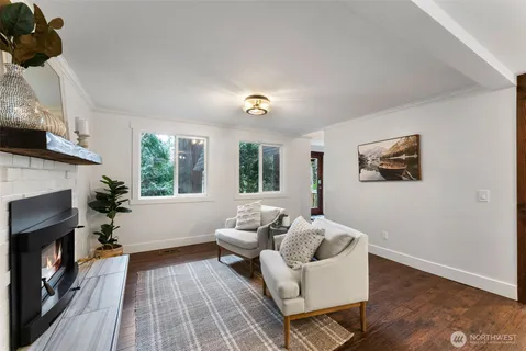 $1,190,000 | 8205 Northeast Blakely Court West, Bainbridge Island, WA 98110