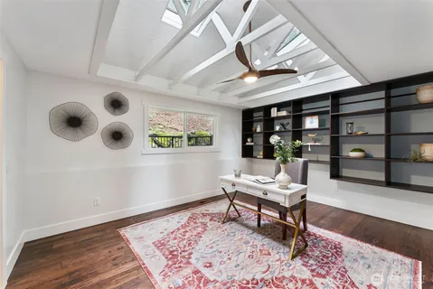 $1,190,000 | 8205 Northeast Blakely Court West, Bainbridge Island, WA 98110