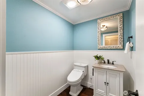 $1,190,000 | 8205 Northeast Blakely Court West, Bainbridge Island, WA 98110