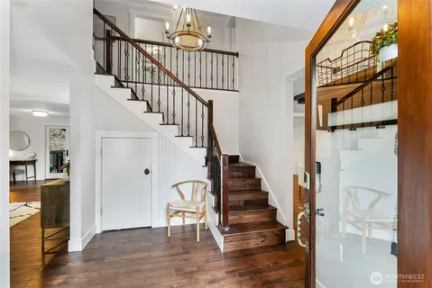 $1,190,000 | 8205 Northeast Blakely Court West, Bainbridge Island, WA 98110