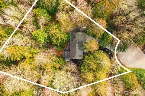 $1,190,000 | 8205 Northeast Blakely Court West, Bainbridge Island, WA 98110