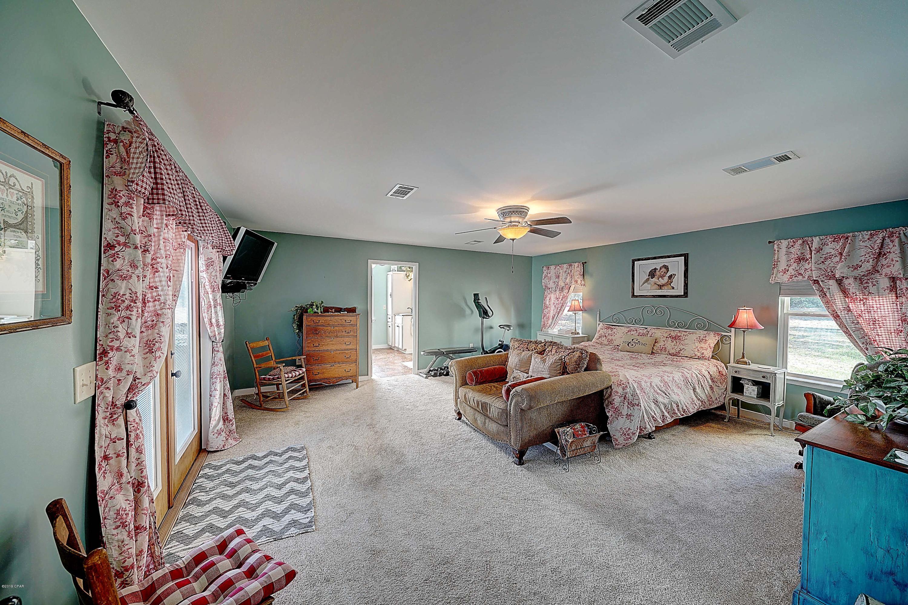 1837 Pioneer Road Chipley, FL 32428 - Photo 20 of 50 Gallery Image 20