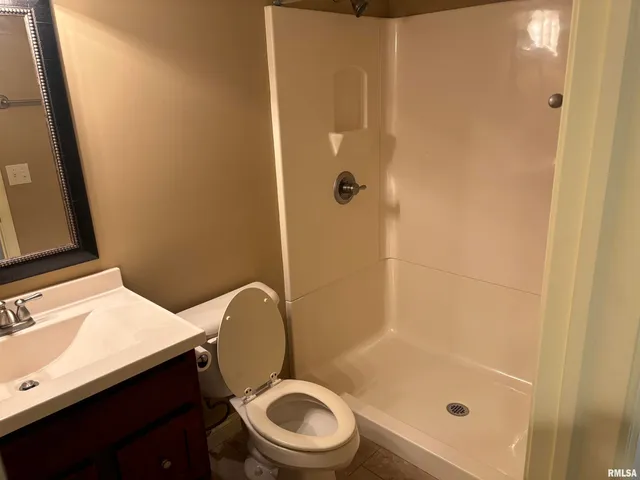 $2,950 | 2315 West Paddington Court, Peoria, IL 61615