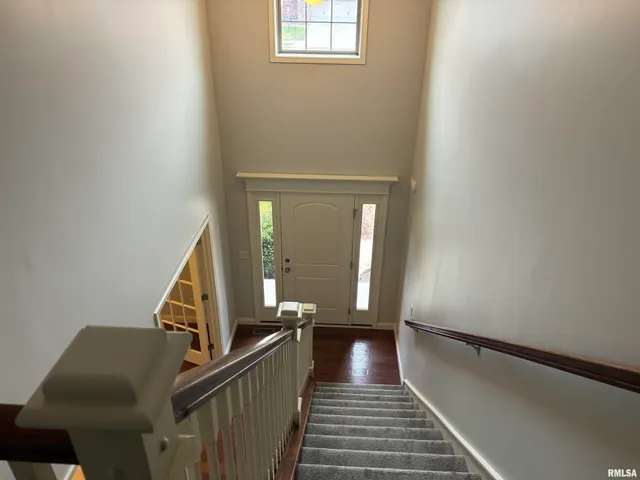 $2,950 | 2315 West Paddington Court, Peoria, IL 61615