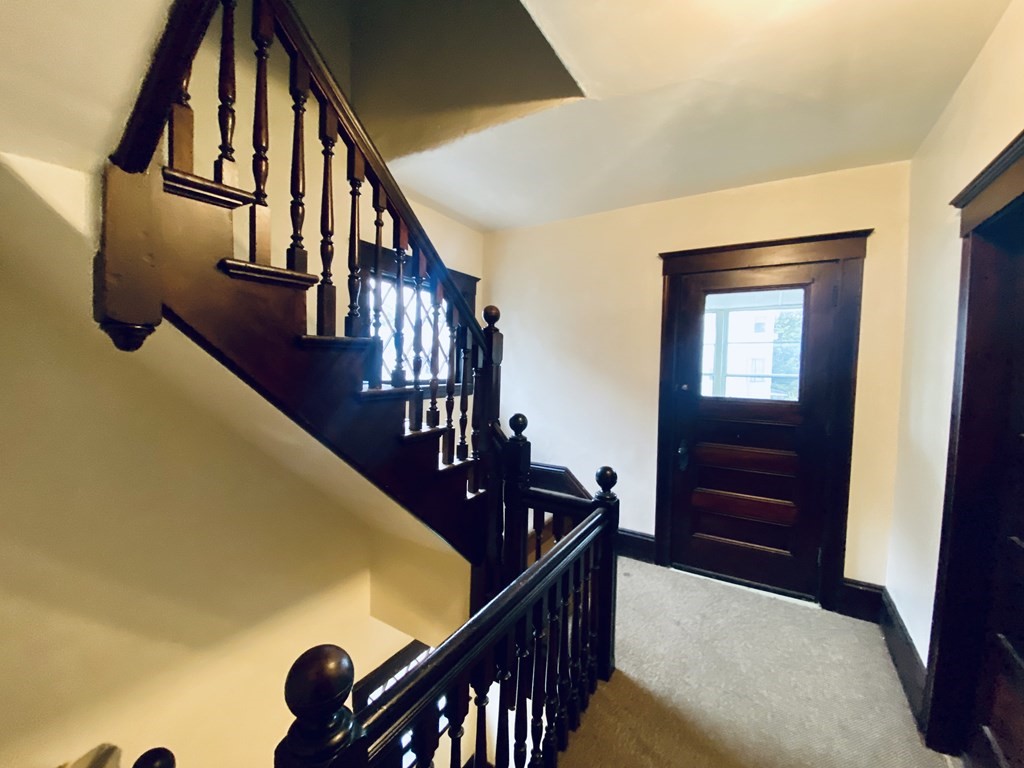 112 West Street Worcester, MA 01609 - Photo 16 of 34
