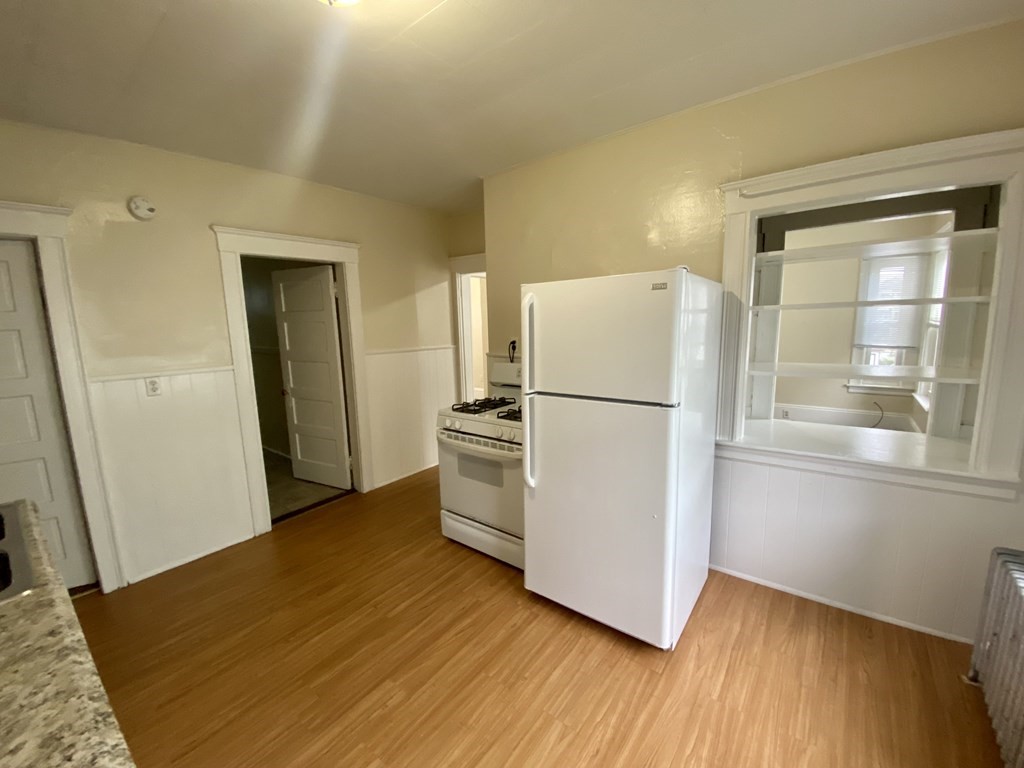 112 West Street Worcester, MA 01609 - Photo 18 of 34
