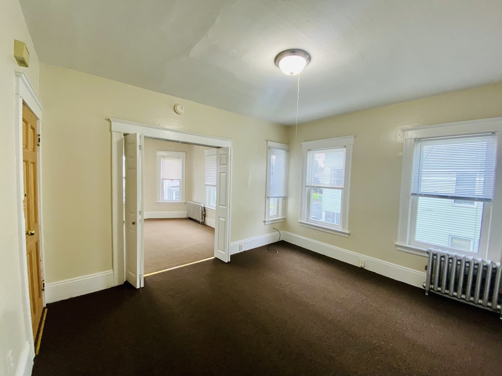112 West Street Worcester, MA 01609 - Photo 22 of 34