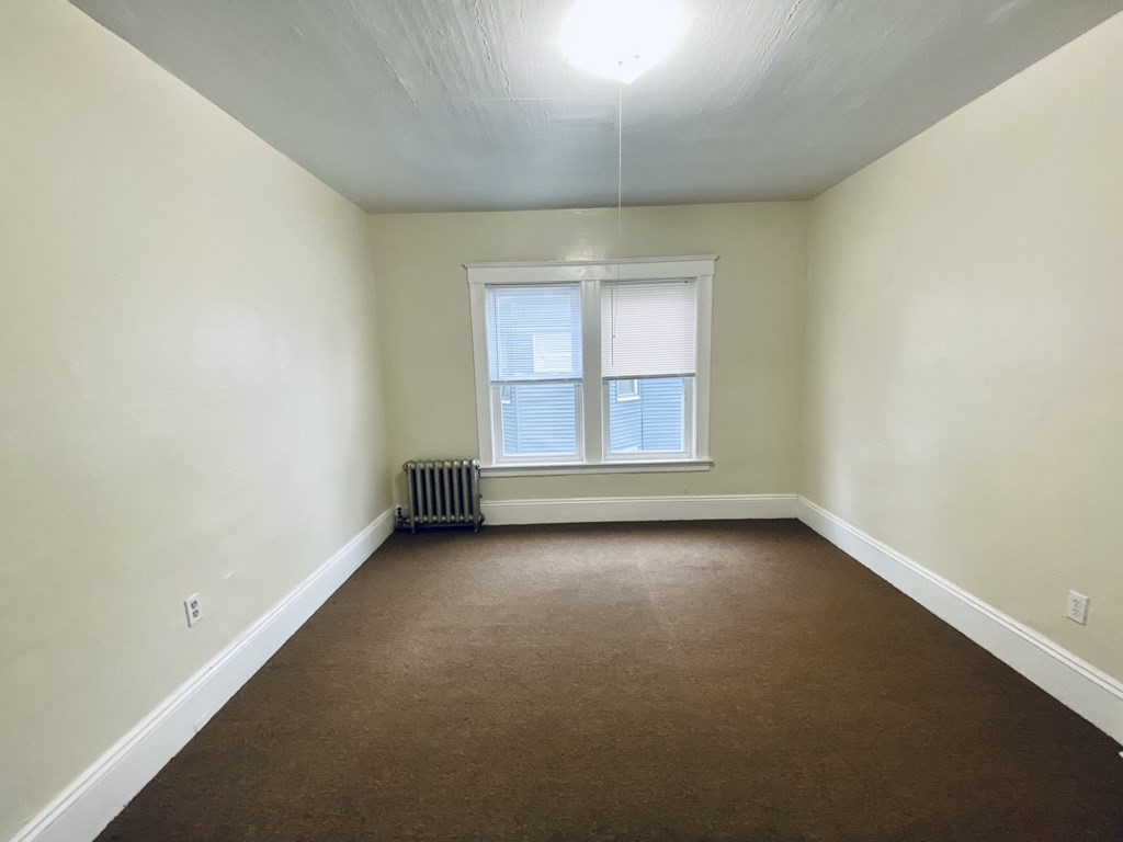 112 West Street Worcester, MA 01609 - Photo 23 of 34