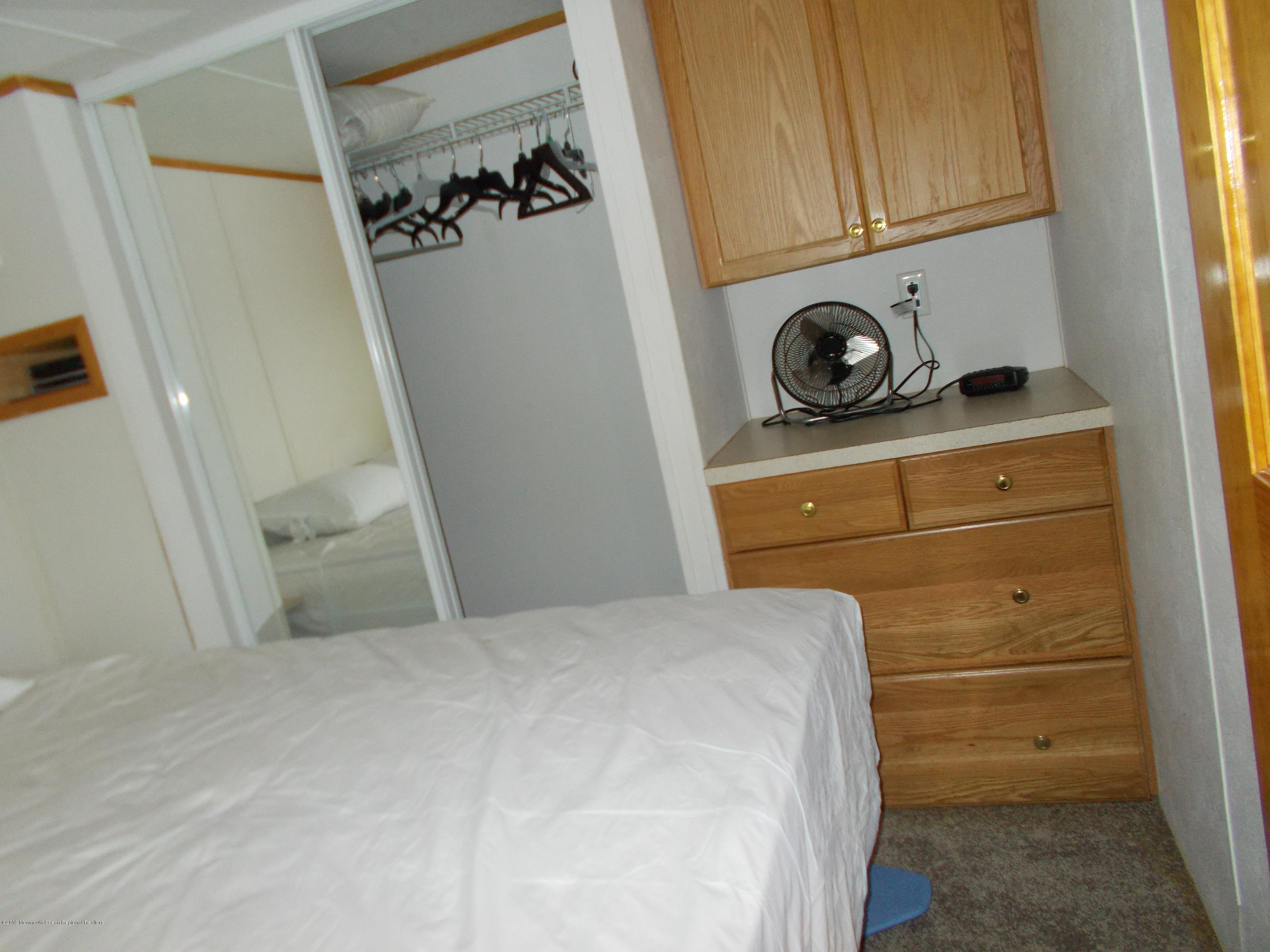 724 Monmouth Road, Unit 11 Cream Ridge, NJ 08514 - Photo 5 of 17 DSCN0281