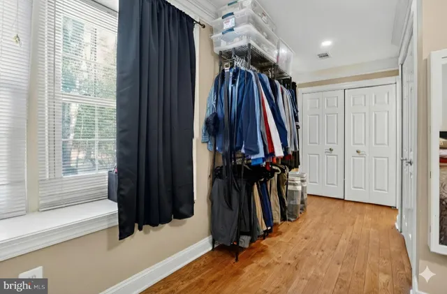 $599,900 | 5409 Cheshire Meadows Way, Fairfax, VA 22032