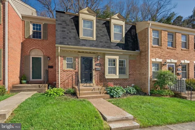 $599,900 | 5409 Cheshire Meadows Way, Fairfax, VA 22032