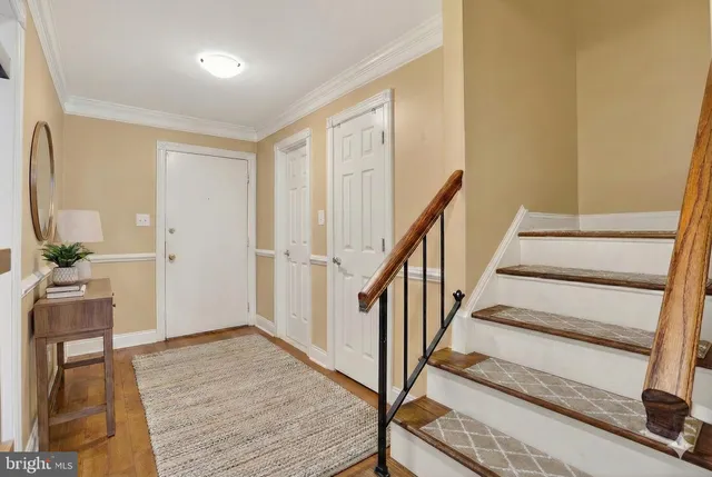 $599,900 | 5409 Cheshire Meadows Way, Fairfax, VA 22032