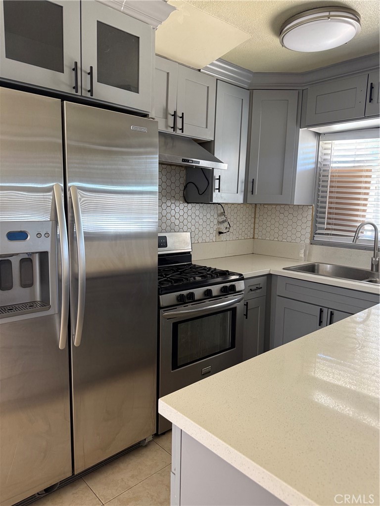 20930 Lone Eagle Road, Unit 2 Apple Valley, CA 92308 - Photo 3 of 15