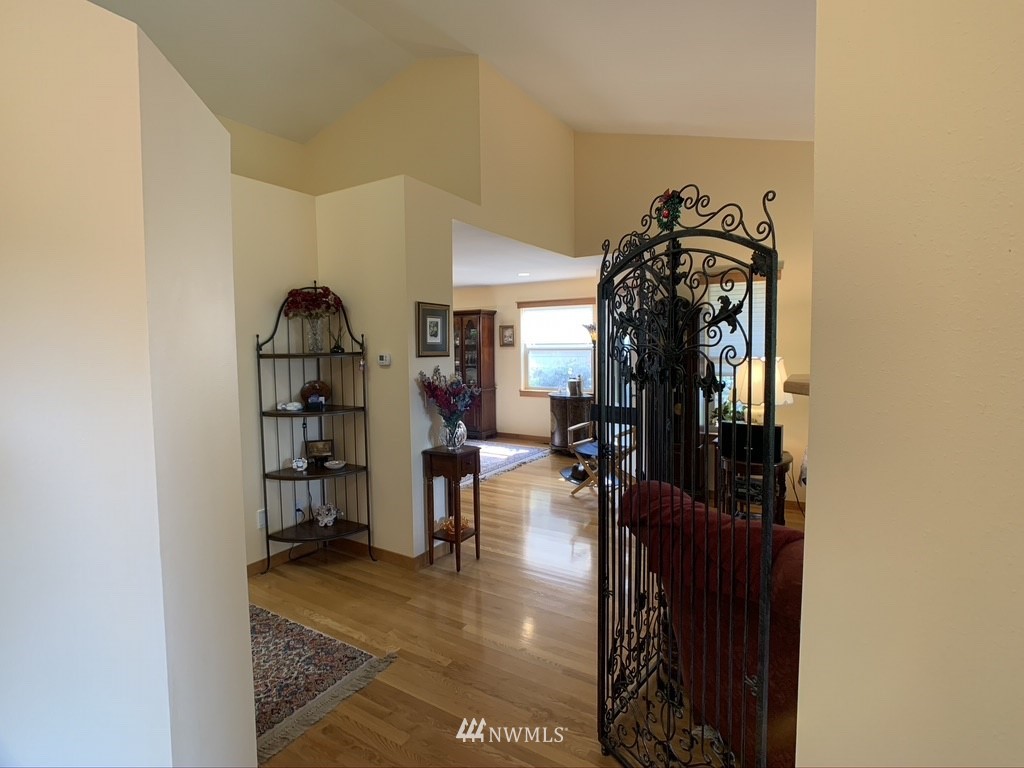 815 Samish Way Bellingham, WA 98229 - Photo 8 of 40 Gallery Image 8