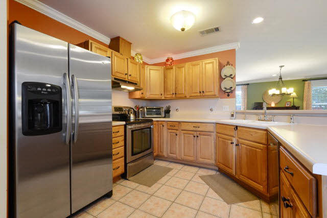 31671 Hagendorfer Road Lillian, AL 36549 - Photo 9 of 26 Kitchen