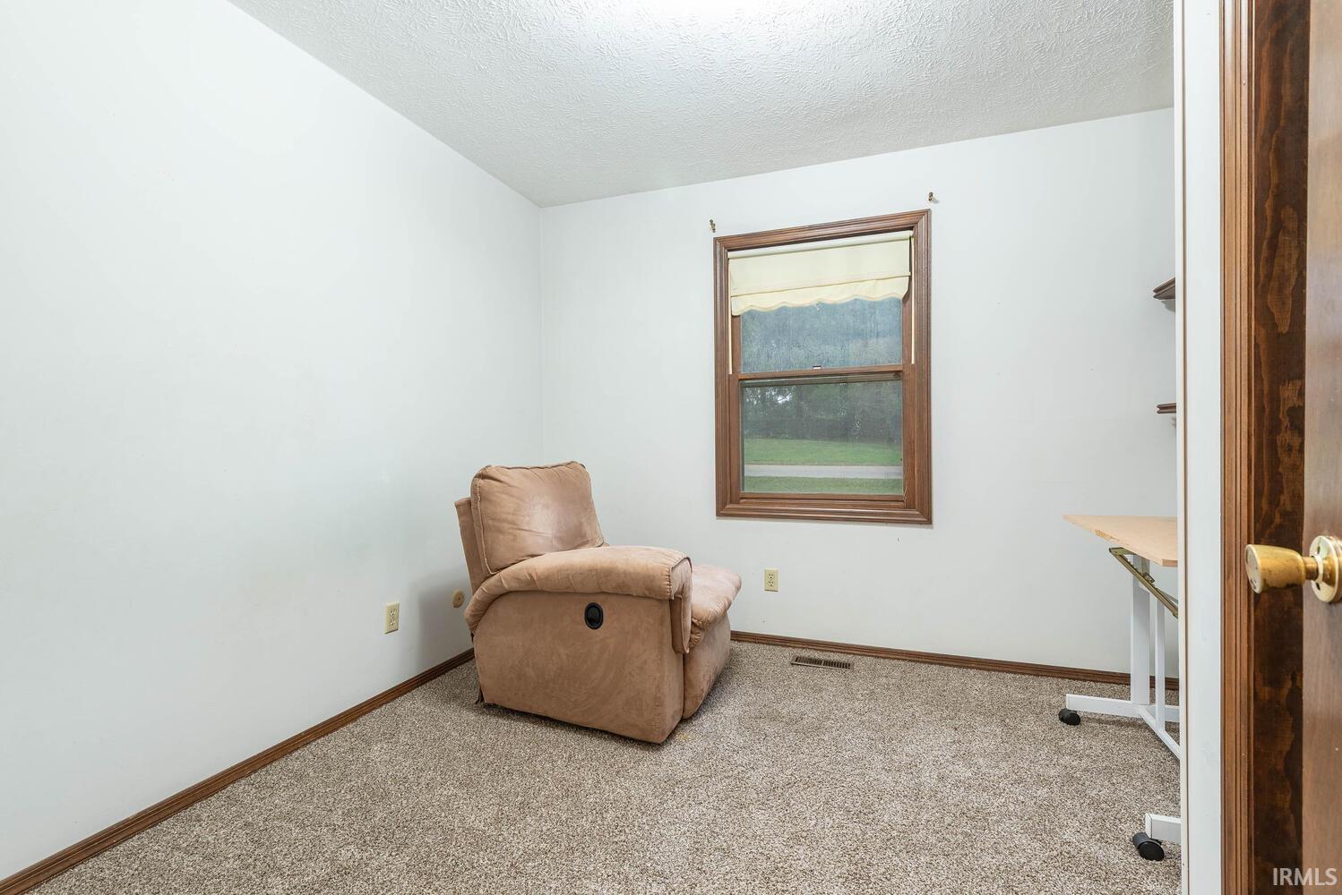 3626 East Rogers Road Bloomington, IN 47401 - Photo 13 of 32