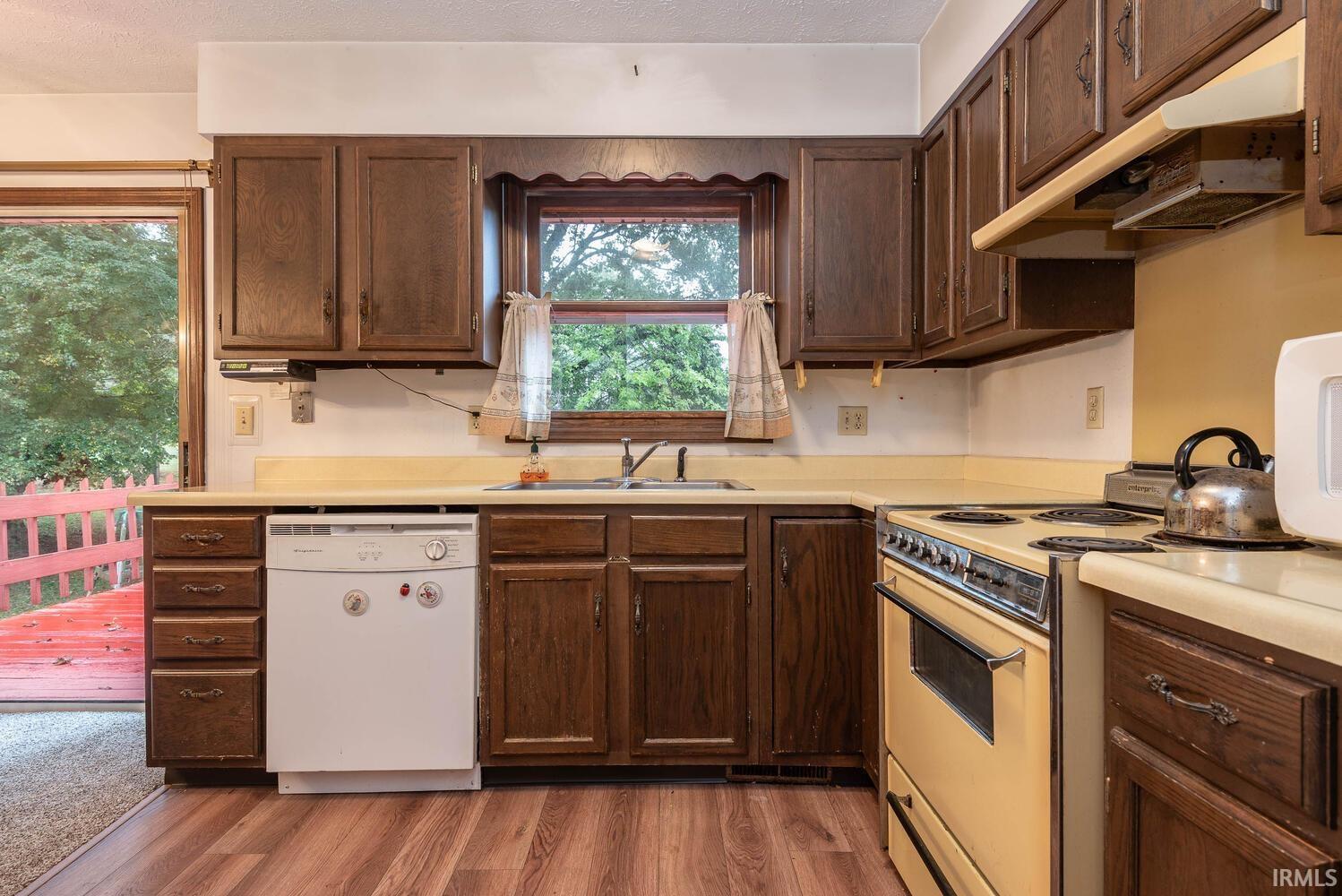3626 East Rogers Road Bloomington, IN 47401 - Photo 8 of 32
