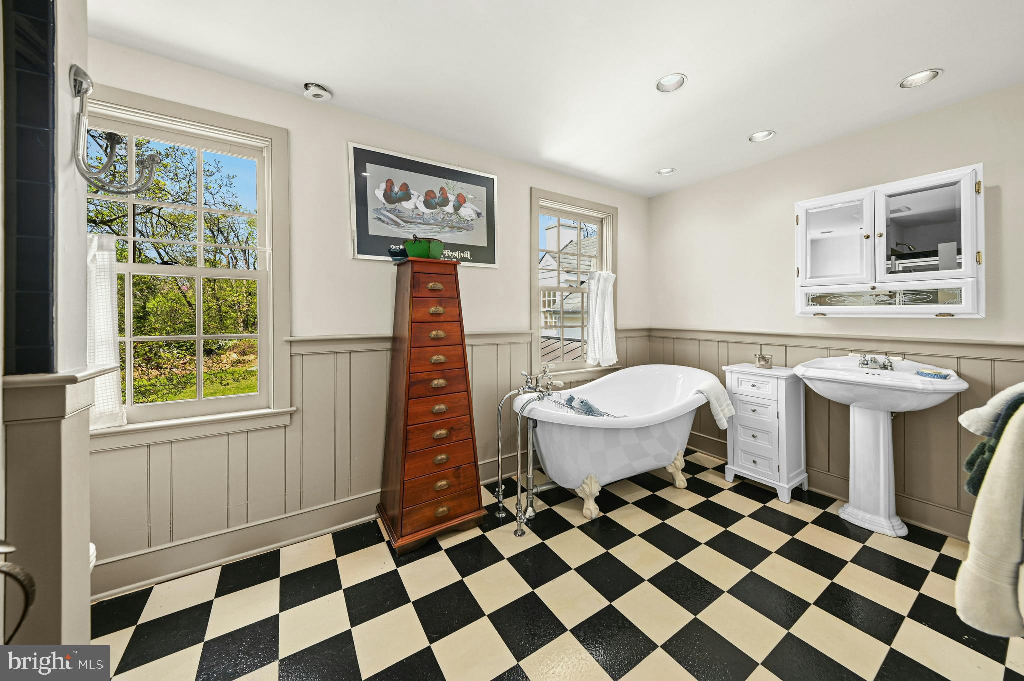 189 East Butler Avenue Doylestown, PA 18901 - Photo 35 of 73