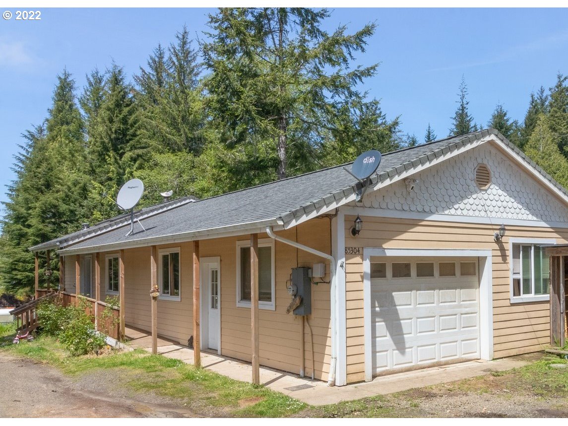 85304 Glenada Road Florence, OR 97439 - Photo 1 of 27 Gallery Image 1