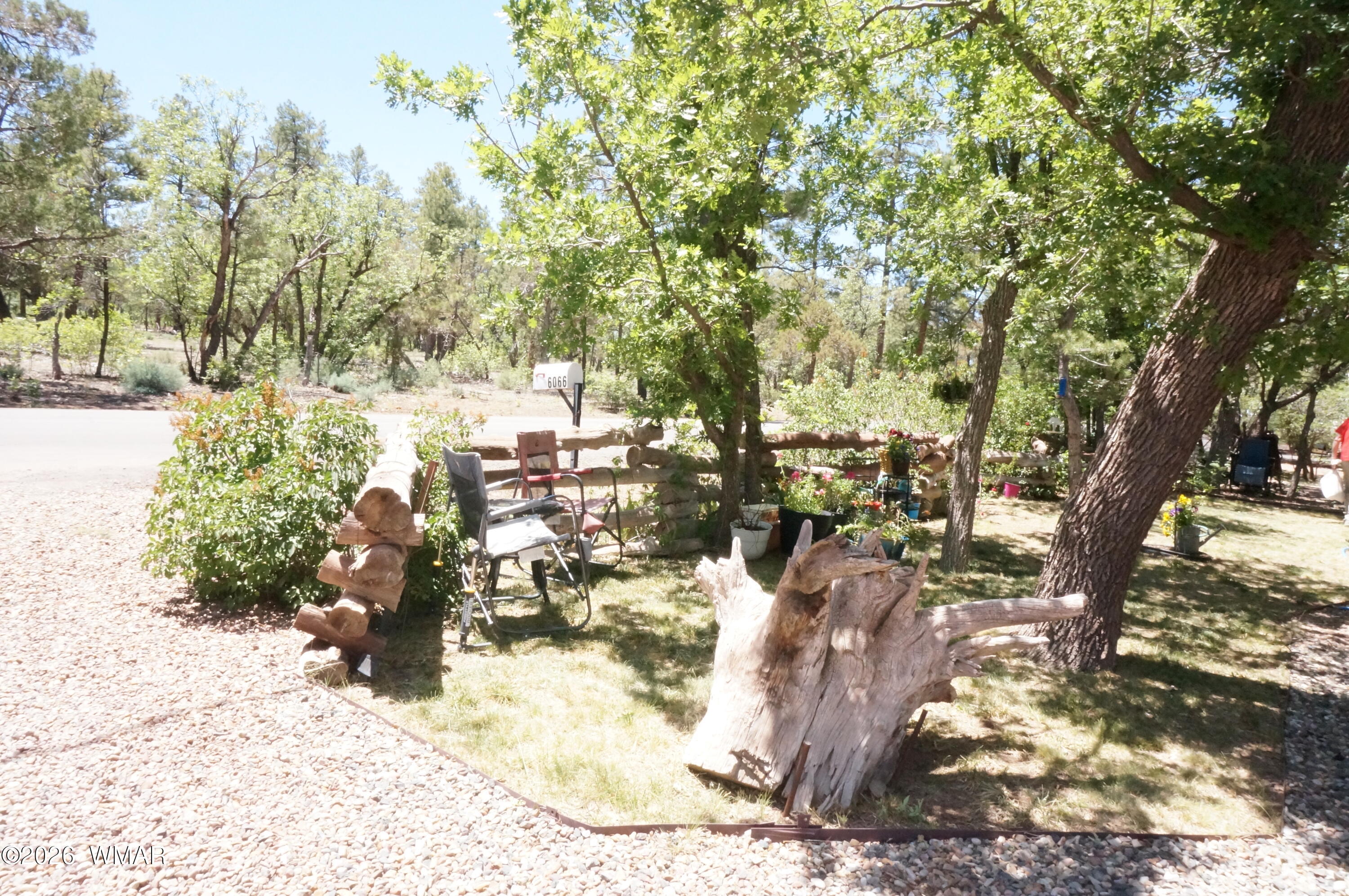 6066 Wagon Wheel Road Lakeside, AZ 85929 - Photo 5 of 32 a view of outdoor space with seating