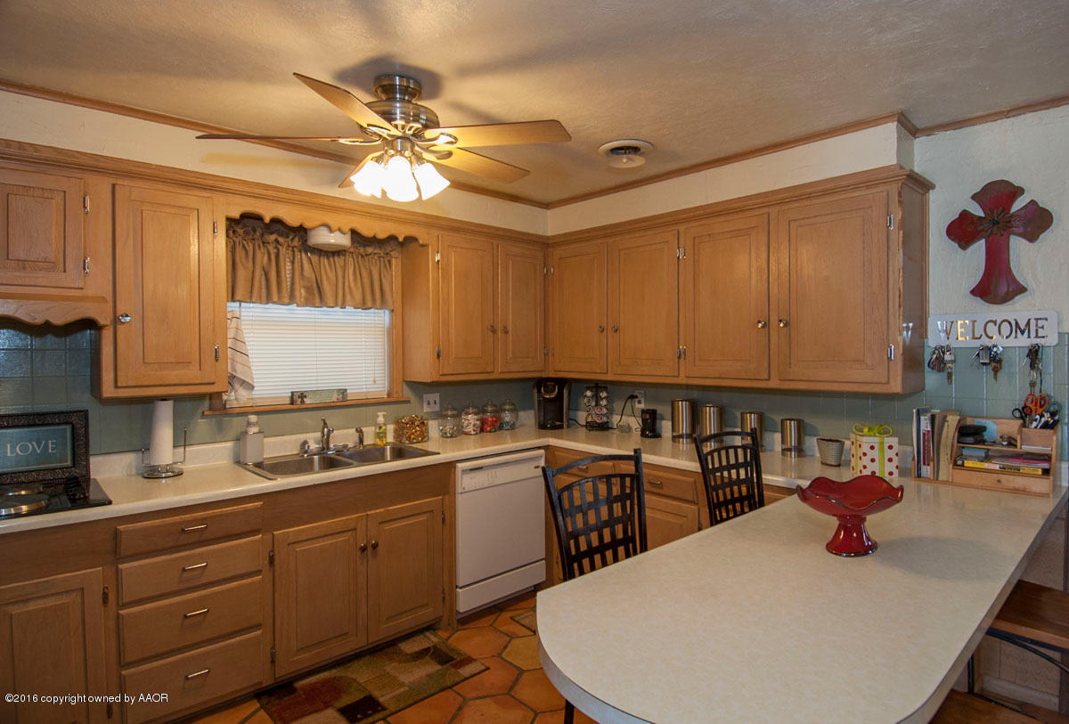 6018 Hanson Road Amarillo, TX 79106 - Photo 8 of 37 KITCHEN VIEW 2