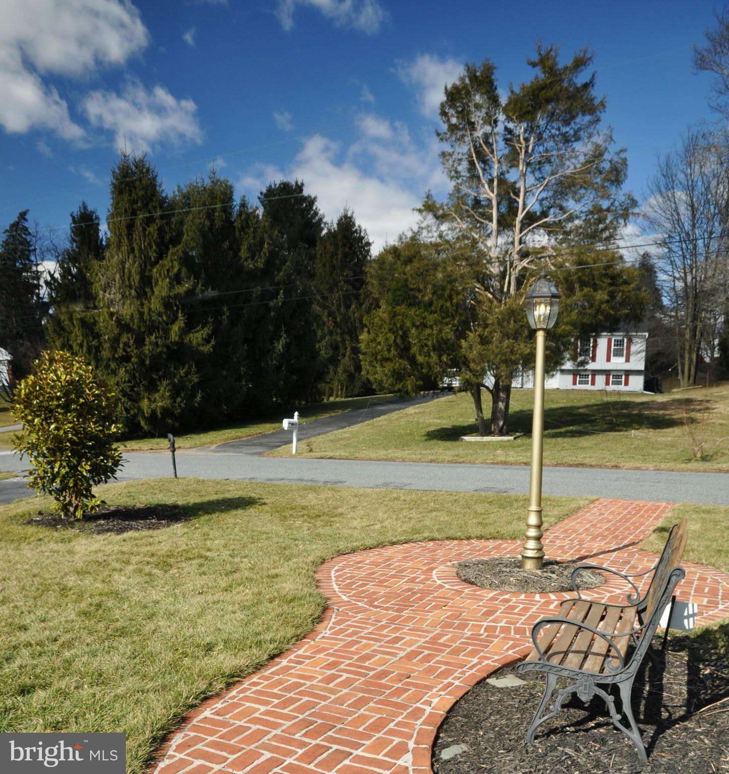 8611 Windsor Mill Road Baltimore, MD 21244 - Photo 4 of 30 View to the front