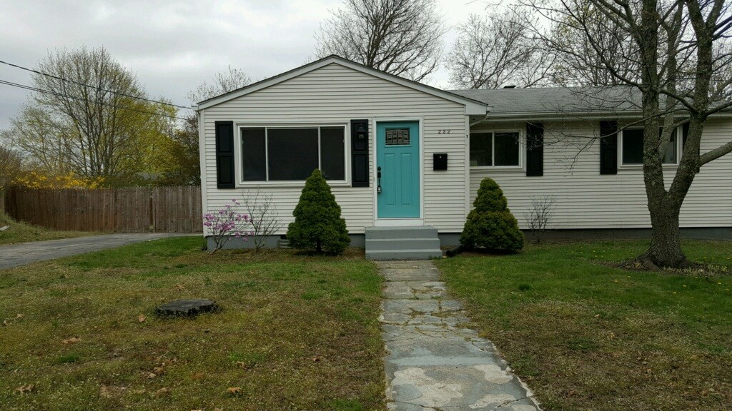 232 Vineyard Road Warwick, RI 02889 - Photo 1 of 8 Gallery Image 1