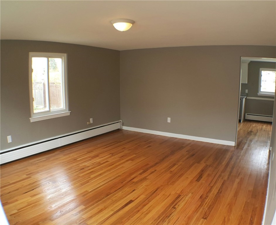 232 Vineyard Road Warwick, RI 02889 - Photo 2 of 8 Gallery Image 2