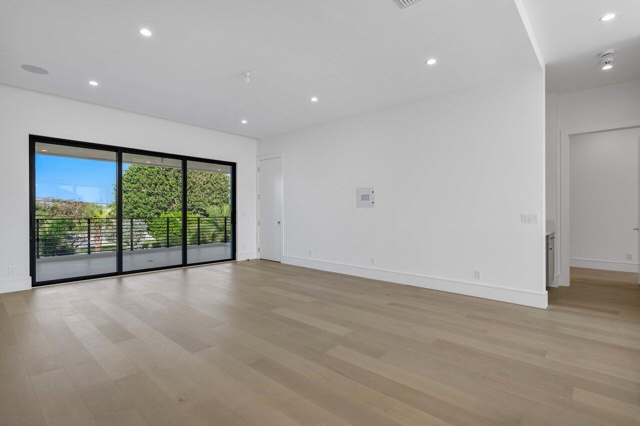 2285 Delray Ridge Lane, Unit LOT 8 Delray Beach, FL 33444 - Photo 34 of 53 026-2212DelrayRidgeLane-DelrayBeach-SMAL