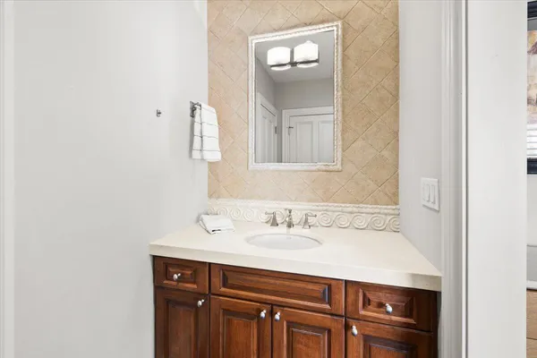 $55,000 | 1313 East Lake Drive, Fort Lauderdale, FL 33316