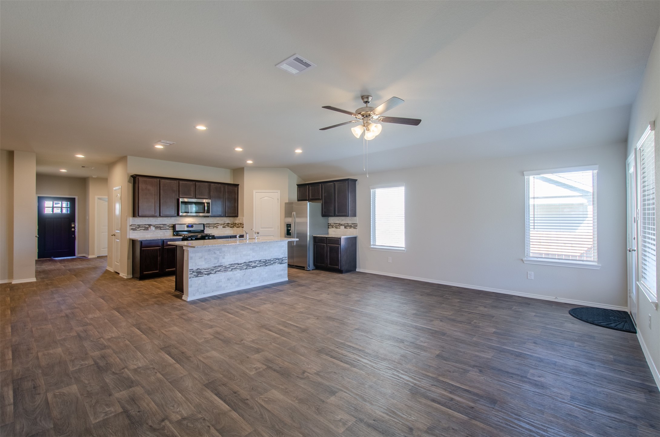 13966 Fort Ward Way Conroe, TX 77384 - Photo 16 of 33