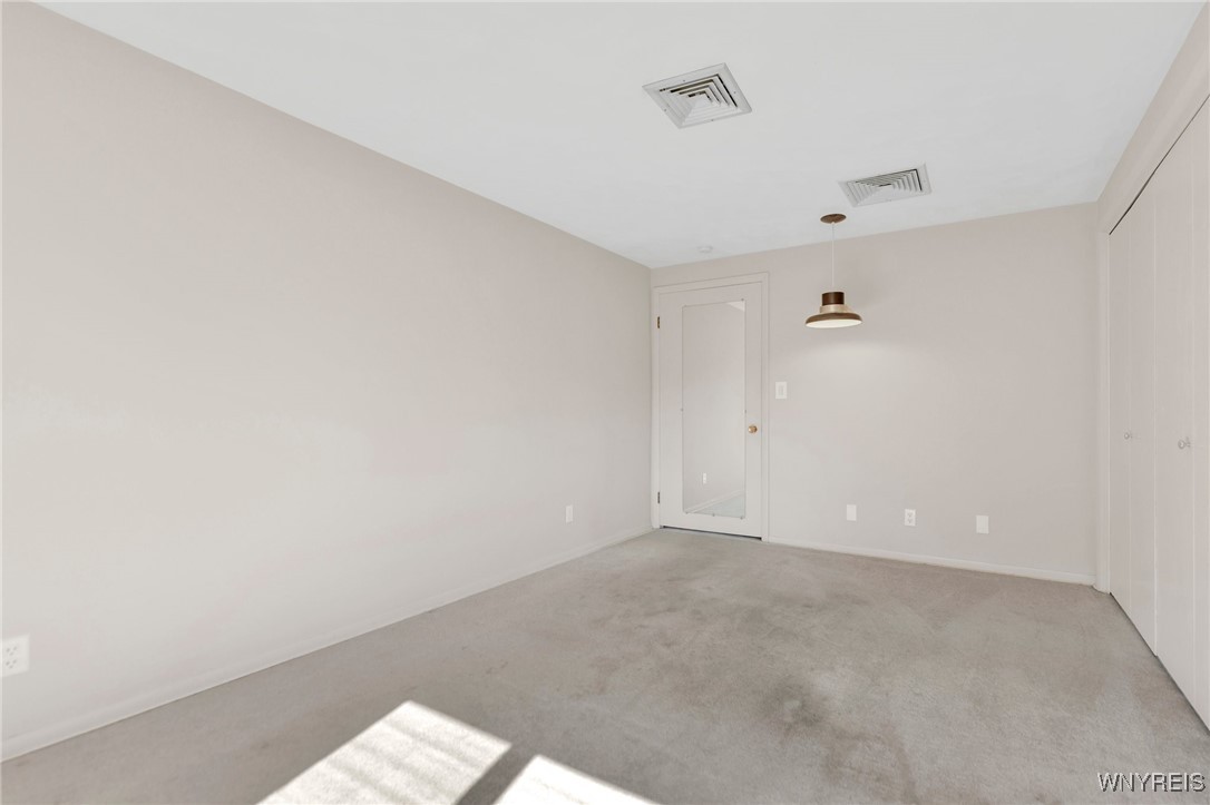 90 Deville Circle Amherst, NY 14221 - Photo 17 of 29