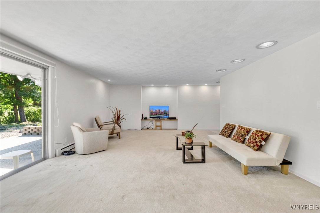 90 Deville Circle Amherst, NY 14221 - Photo 6 of 29