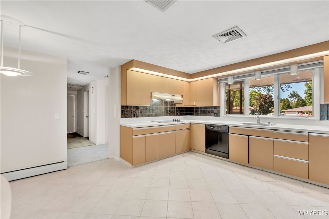 90 Deville Circle Amherst, NY 14221 - Photo 7 of 29