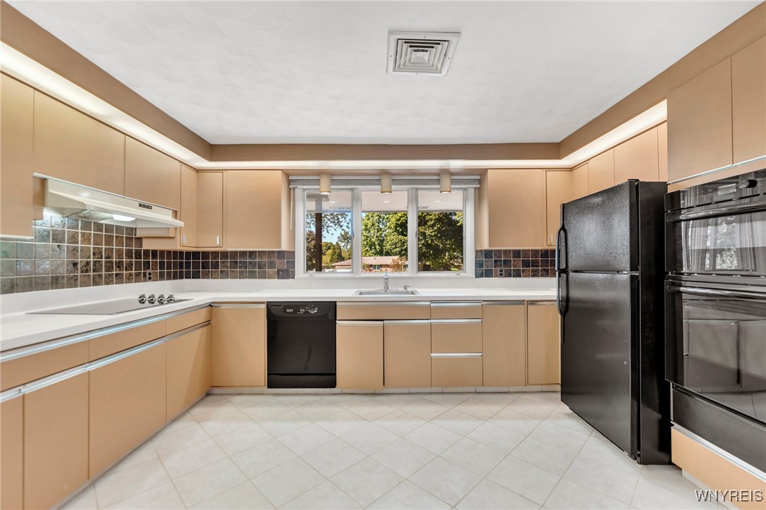 90 Deville Circle Amherst, NY 14221 - Photo 8 of 29