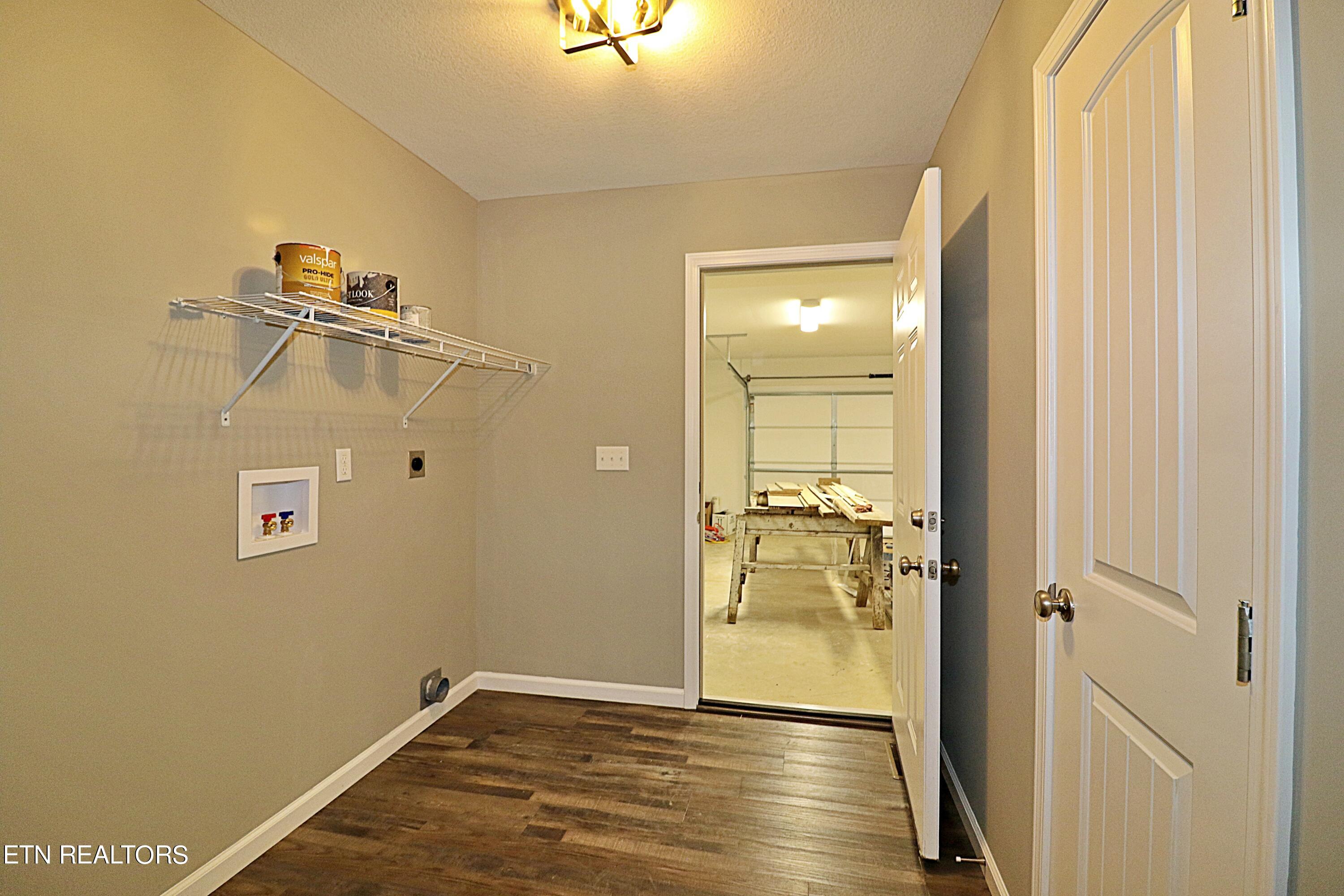 1226 Toomey Fls Road Oneida, TN 37841 - Photo 15 of 45 094A5702