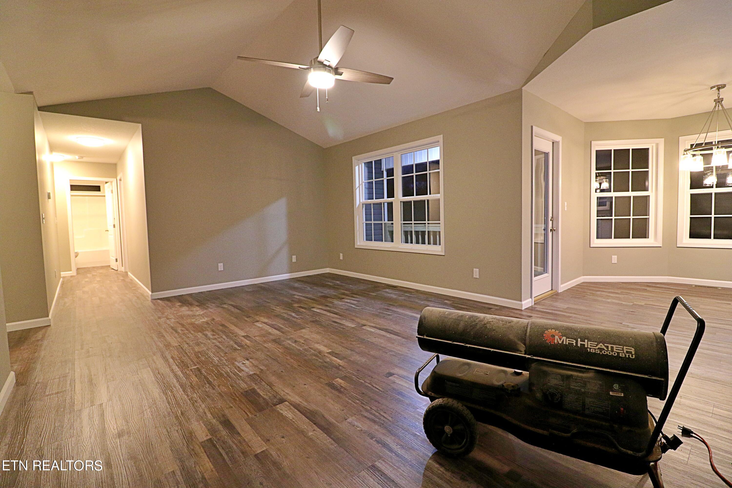 1226 Toomey Fls Road Oneida, TN 37841 - Photo 7 of 45 094A5692