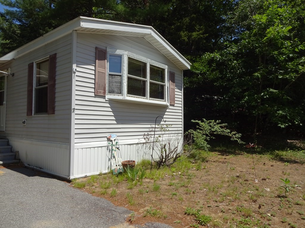 7 Crescent Road Winchendon, MA 01475 - Photo 10 of 10 Gallery Image 10