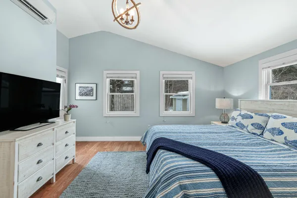 $1,195,000 | 3 Kims Way, Oak Bluffs, MA 02557