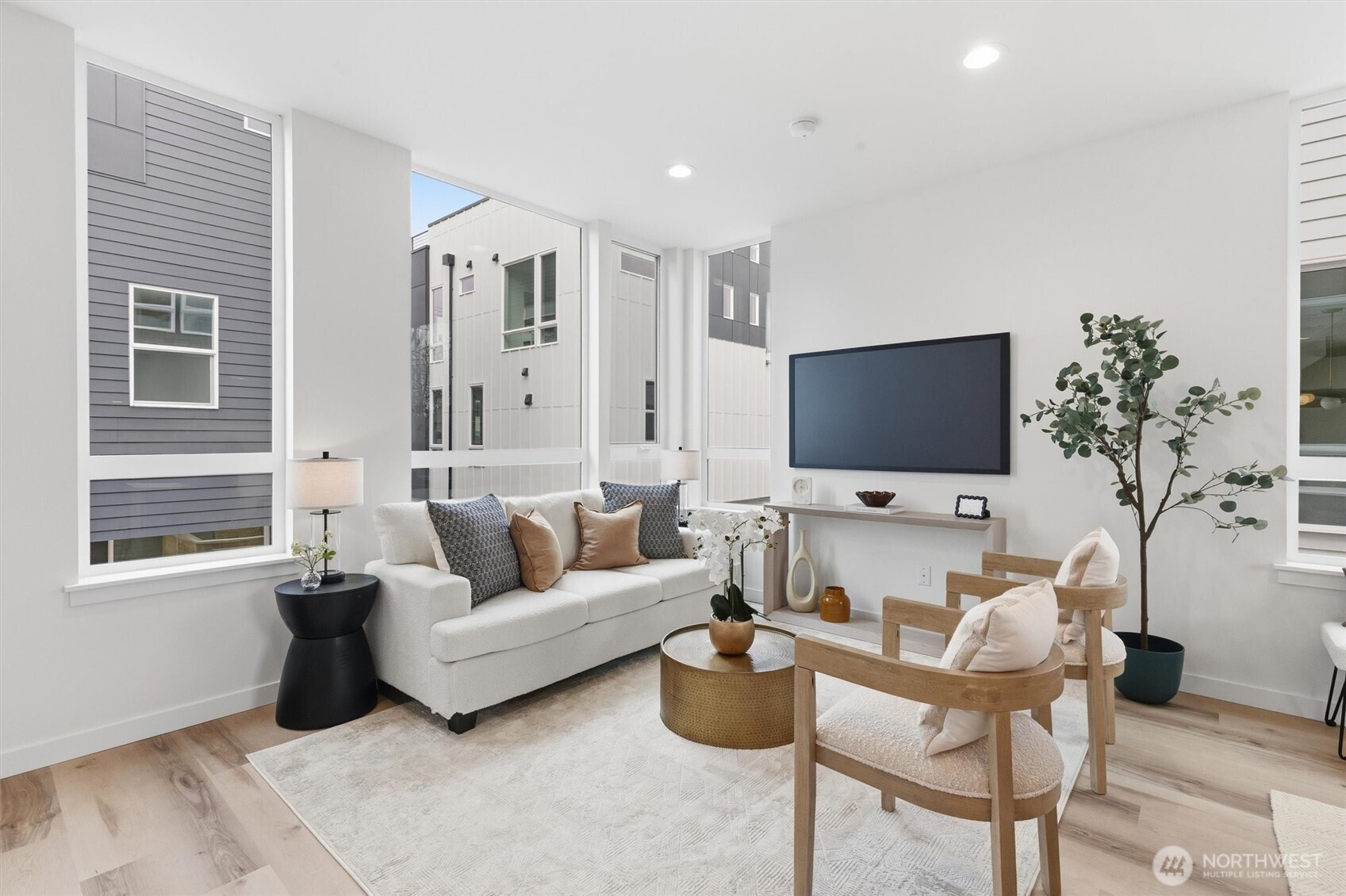811 Northwest 63rd Street, Unit A Seattle, WA 98107 - Photo 14 of 38