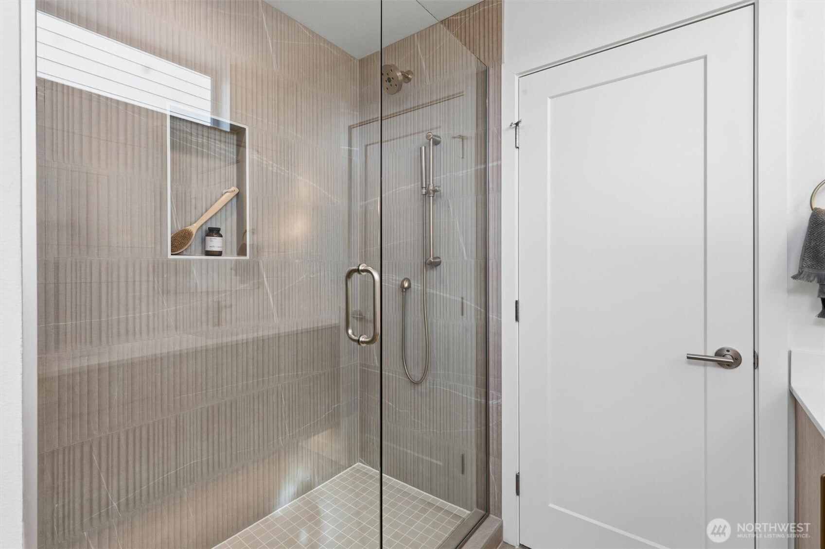 811 Northwest 63rd Street, Unit A Seattle, WA 98107 - Photo 23 of 38