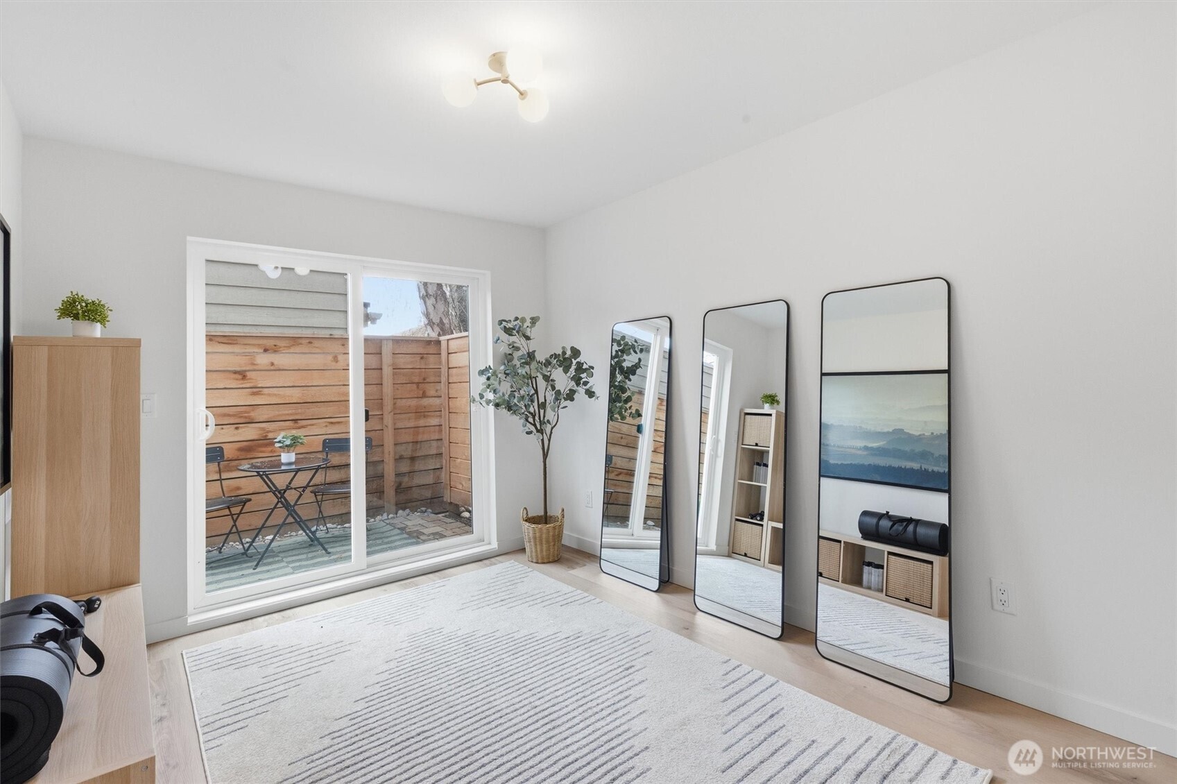 811 Northwest 63rd Street, Unit A Seattle, WA 98107 - Photo 25 of 38