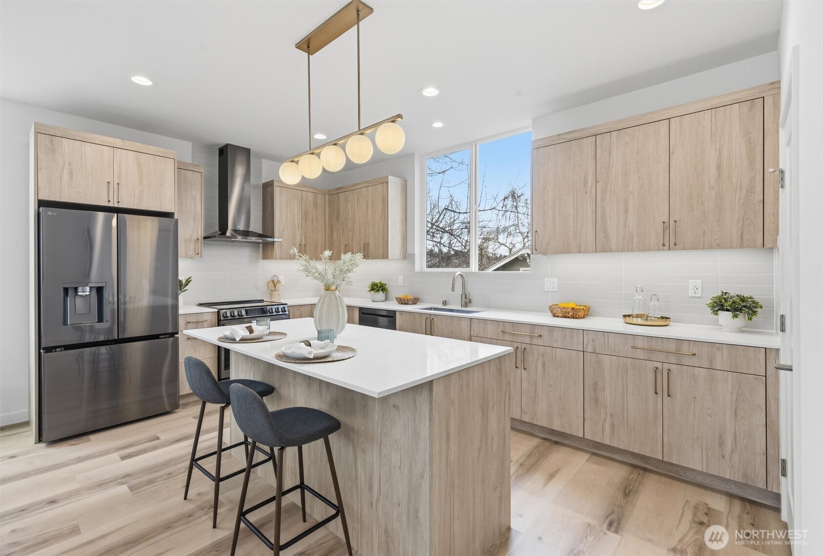 811 Northwest 63rd Street, Unit A Seattle, WA 98107 - Photo 5 of 38