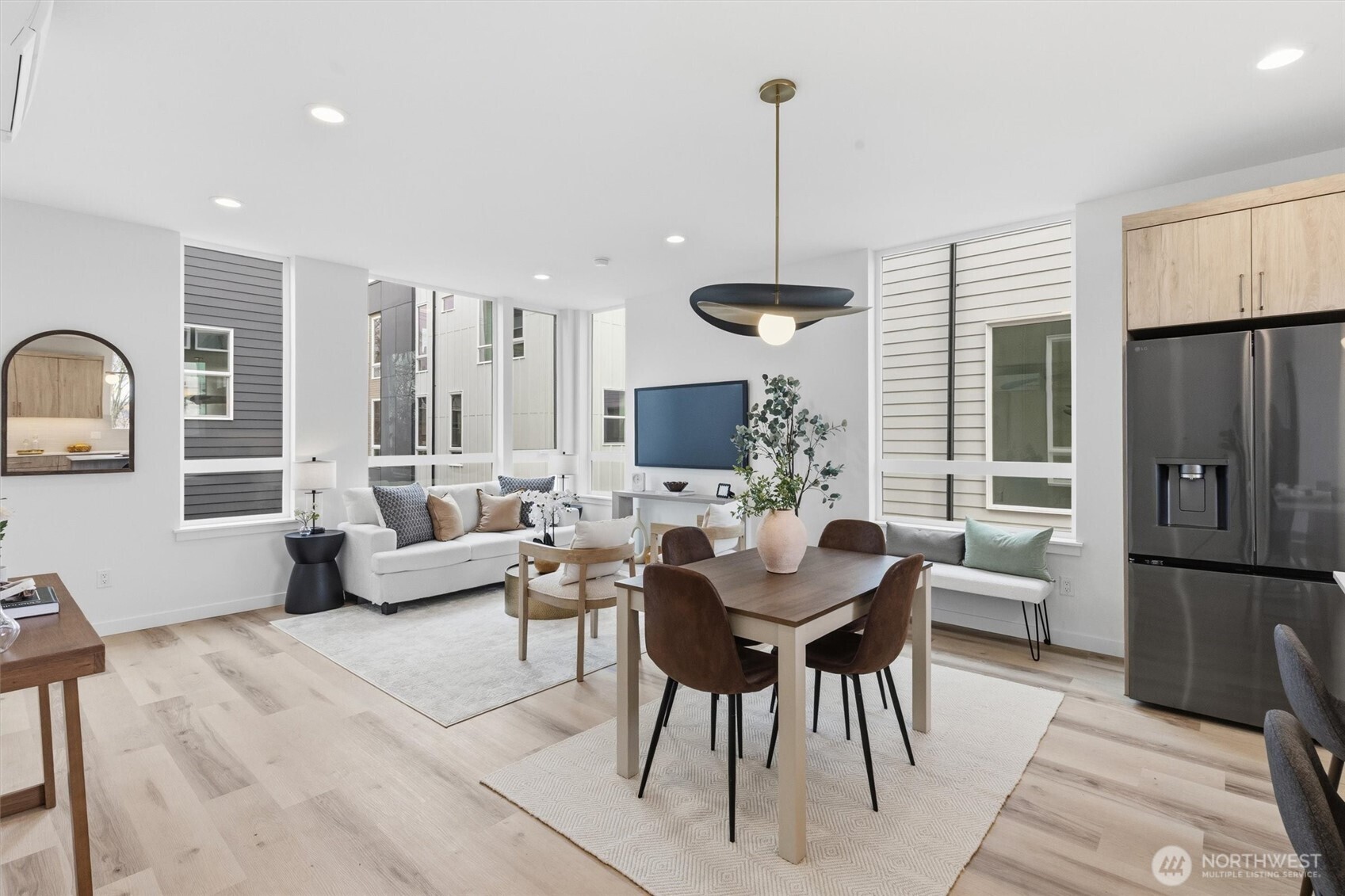 811 Northwest 63rd Street, Unit A Seattle, WA 98107 - Photo 10 of 38