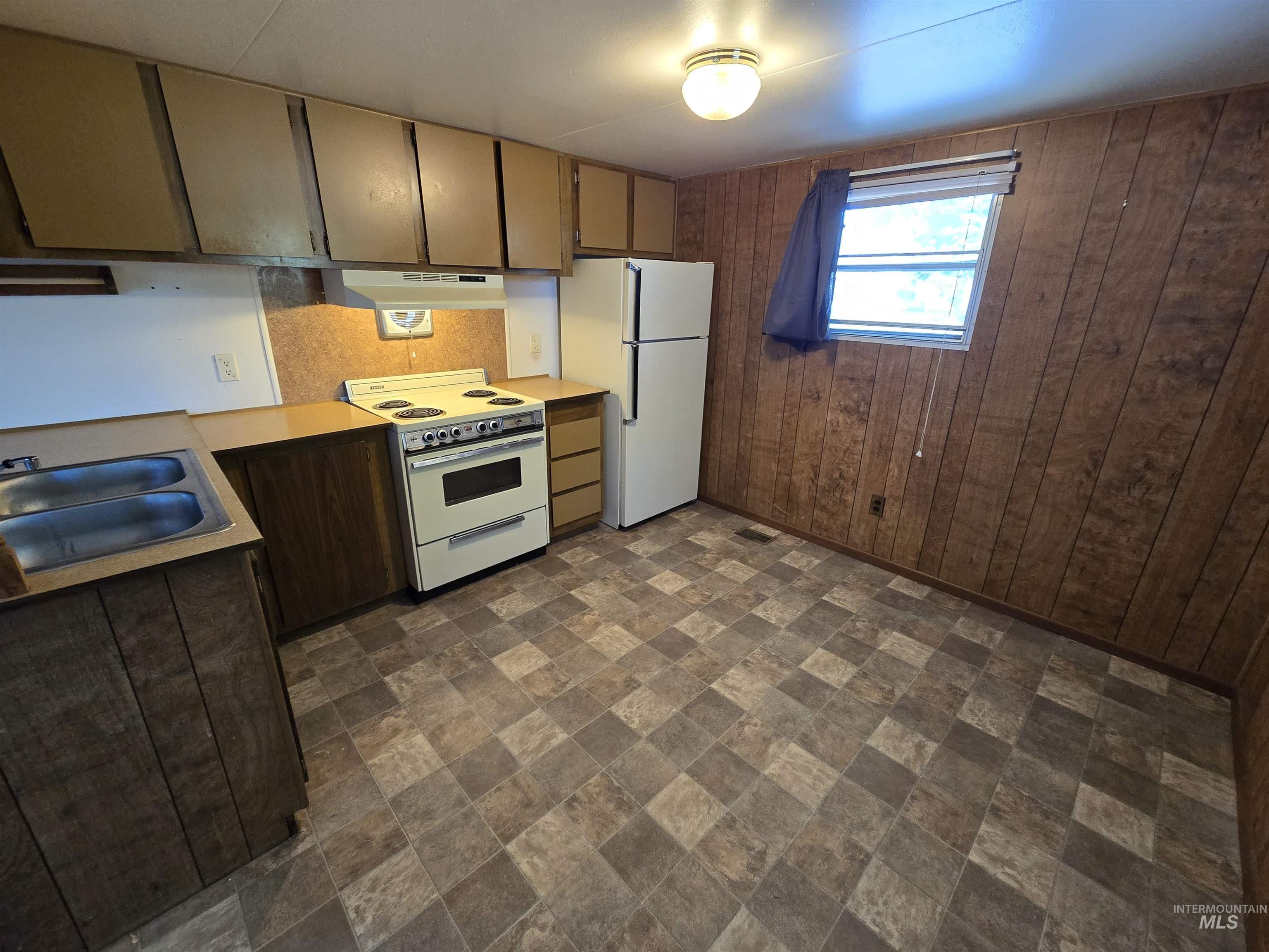 198 South Hills Road, Unit 3 Twin Falls, ID 83301 - Photo 6 of 15