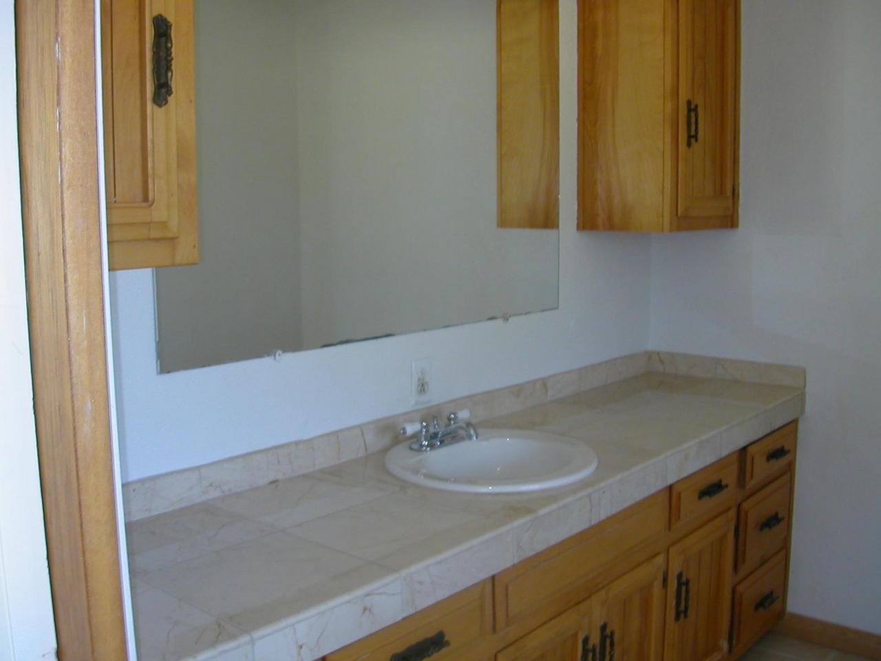 8890 Bass Pond Road Palo Cedro, CA 96073 - Photo 8 of 23 Master Bathroom