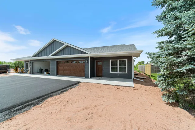 $449,900 | 3317 Baxter Avenue, Unit 3317, Superior, WI 54880